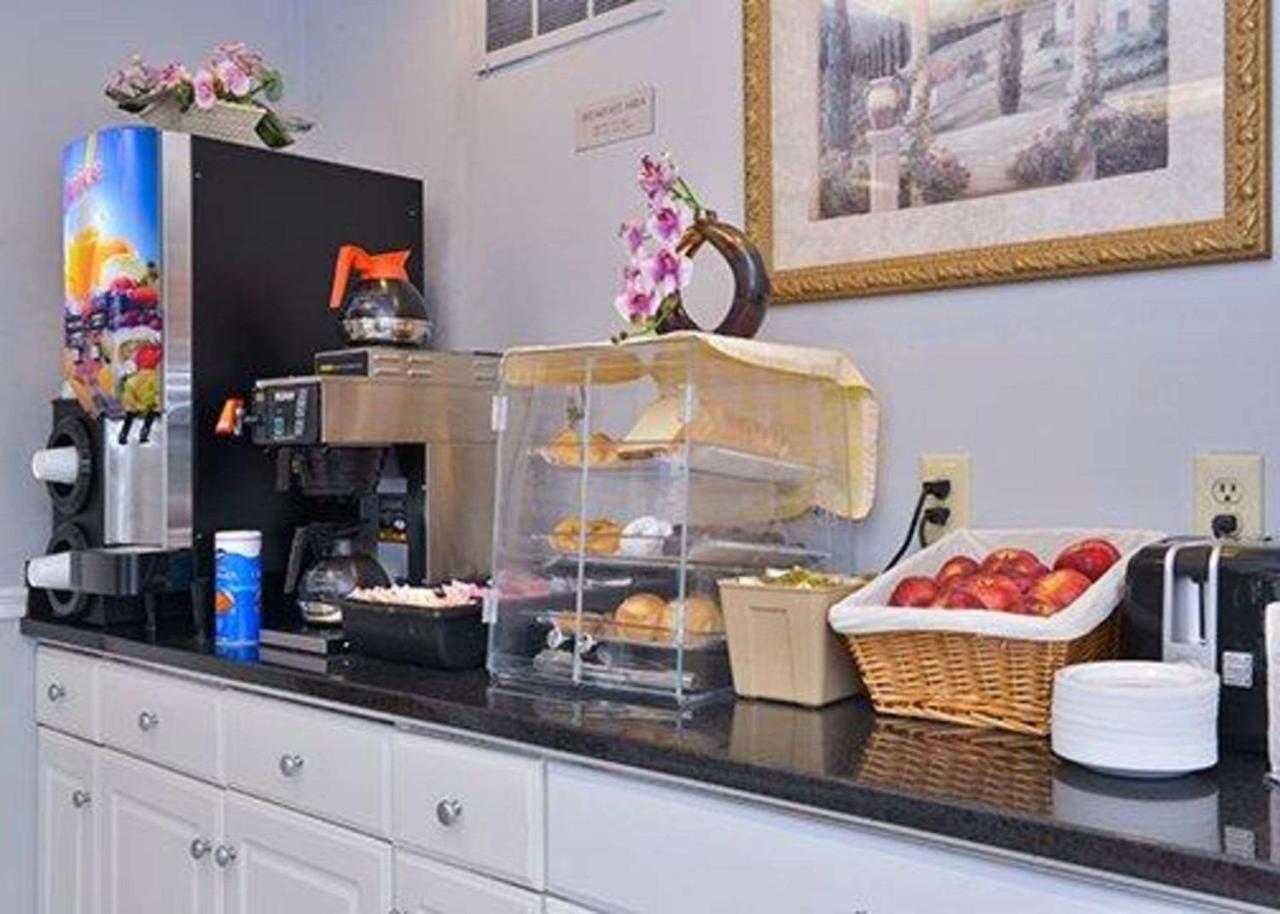 Bellmawr Economy Inn Bellmawr-Philadelphia Area Экстерьер фото